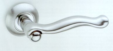 door handles, pull handles, knobs, maniglie, maniglierie,