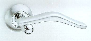 door handles, pull handles, knobs, maniglie, maniglierie,